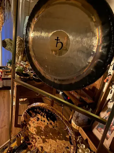 Detalle del gong planetario de Saturno
